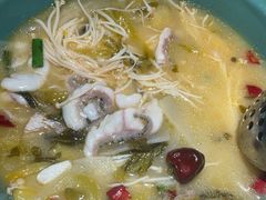 -望蓉城·古法酸菜鱼·川小馆(金桥国际店)