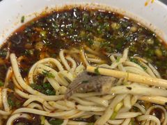 -牛一嘴·兰州牛肉面·大盘鸡(财富中心店)