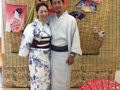 -东京都浅草樱花和服租赁店
