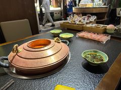 -菌自由丨野生菌火锅特色庭院餐厅(丽江古城店)
