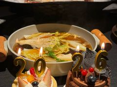 -蟹犇前•帝王蟹雪蟹(陆家嘴店)