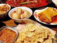 -萍姐火锅·公路夜市(武汉首店)