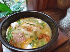 -银米·云南传统过桥米线(双廊黑金冠店)