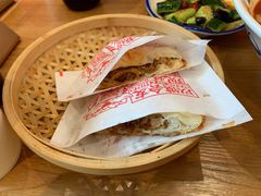 潼关肉夹馍-震山堂·手工劲面(仓山万达店)