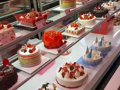 -巴黎贝甜(大宁国际商业广场店)