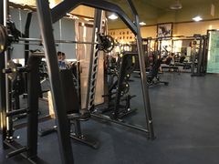 器械区-A·曼健身(小西沟店)