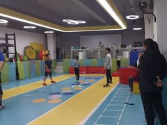 -逗你运动体能训练中心(冠城店)