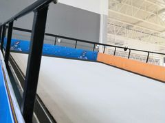 -莱茵体育生活馆