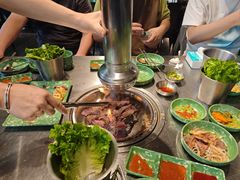-欧巴炭烤肉오빠숯불구이(南京东路店)