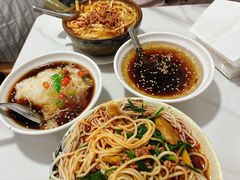 -洪记凉米线(新兴路店)