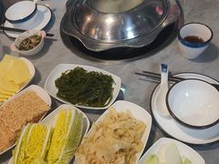 -光头药膳鸡(莱茵小镇店)