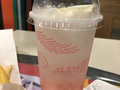 yeyeye-奶冻款-麦当劳(百利广场店)