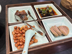 -铭家家宴·海鲜青岛菜·院子餐厅(燕岭路店)