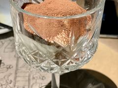 提拉米苏-穹六人间 people 6(岳阳路店)