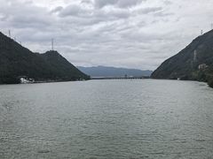 -芦茨金富饭庄·25年老字号·专做稻草鸡