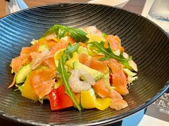鲑鱼大虾海鲜沙拉-西堤牛排(合肥之心城店)