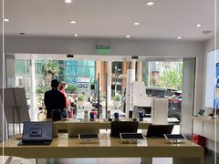 -华为授权体验店(万航渡路)