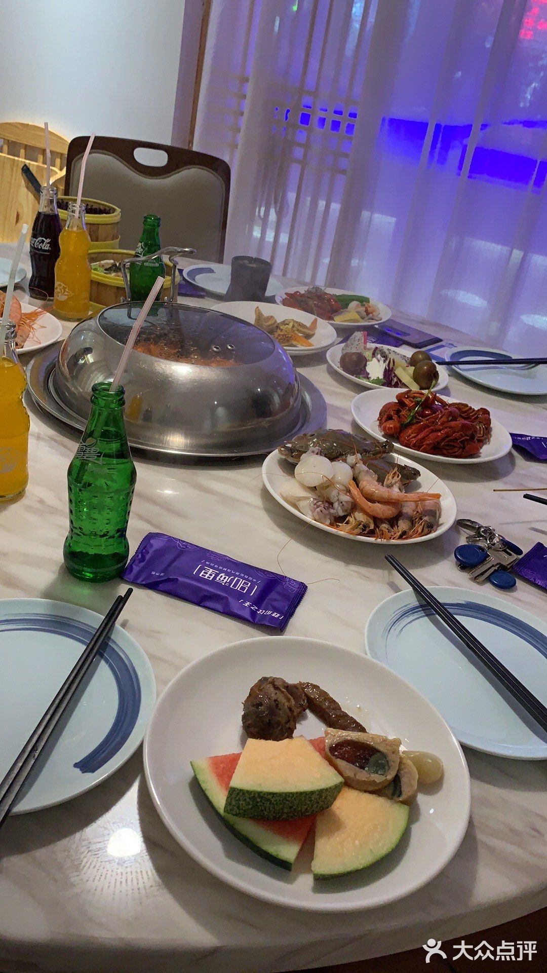 刚开业,做活动五折,好多排队来吃