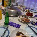 刚开业,做活动五折,好多排队来吃