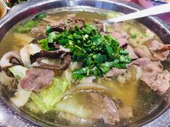 跷脚牛肉-谢老五跷脚牛肉·非遗传承店