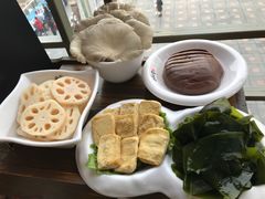 -纸盐河码头火锅(十八梯店)