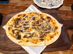 烤牛肉披萨-I HOLIC艾豪丽披萨(KKone店)