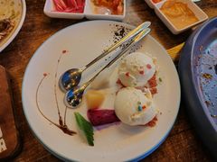 Famous精选冰淇淋-Famous肥猫墨西哥音乐餐吧(五棵松华熙LIVE店)