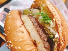 -The Habit Burger Grill 哈比特汉堡(复兴soho店)