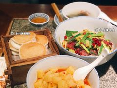 -老湖南民间菜·牛肉十八炒(花都店)