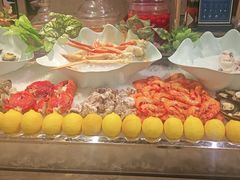 -广州万富希尔顿酒店-感趣自助餐厅·生蚝海鲜刺身