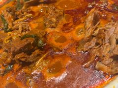 土豆排骨火锅（辣）-喇喇排骨火锅·传统韩式脊骨汤(望京西园总店)