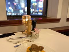 果木烟熏新西兰帝王鲑-上海和平饭店-华懋阁 The Cathay Room