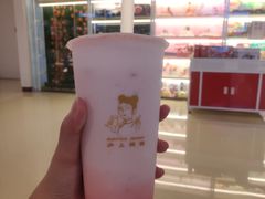 芝士草莓奶盖-沪上阿姨·精选茶饮(天河城店)