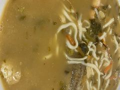 -老前童小吃(北明程路店)