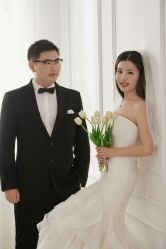 -雪中彩影婚纱摄影·微光艺术中心