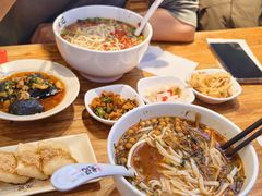 -湘人龙记老长沙米粉(鸟巢店)