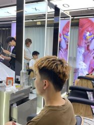 -藤野造型烫发染发