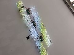 -UNI UNI(环亚凯瑟琳店)