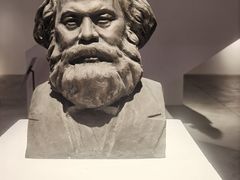 -上海油画雕塑院