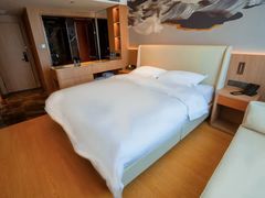 -爱舍海岸酒店(香港中路五四广场店)