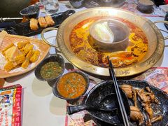 -新哥老官·畅吃123·美蛙世界(苏宁广场店)
