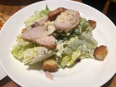 熏烤鸡肉沙拉-城门披萨