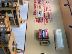 -李记称盘牛杂串串(广厦店)