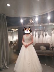 -艾米丽婚纱礼服