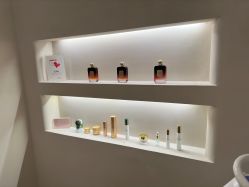 -VALMONT·若嫚蝶国际美肤中心