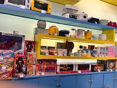 -反斗乐园π·电玩·高空拓展·蹦床(龙华天虹店)