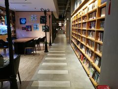 -百新书局(尚悦湾店)