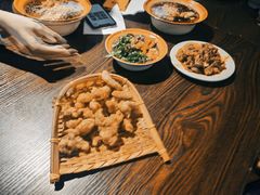 -爆炸头阿姨小四川正宗川味小吃(无任何分店)