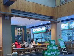 -绿草地·湘菜(酃湖师院店)