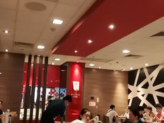 大堂-麦当劳(汉口火车站候车室店)